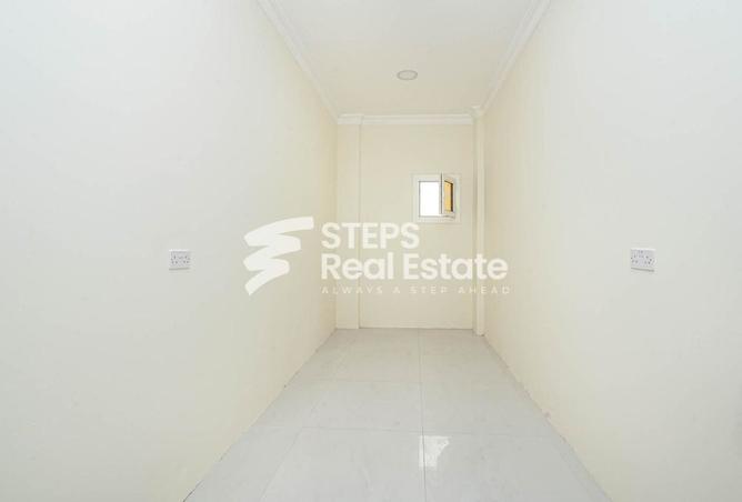 61004185 - Property Image 2