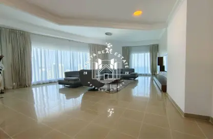 شقة - 2 غرف نوم - 3 حمامات للايجار في الخليج الغربي - الدوحة