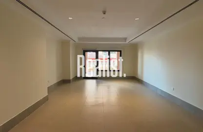 Apartment - 1 Bedroom - 2 Bathrooms for rent in Tower 7 (Ferrari Tower) - Porto Arabia - The Pearl Island - Doha