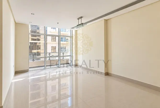 63253220 - Property Image 2