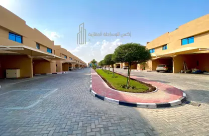 فيلا - 3 غرف نوم - 4 حمامات للايجار في شارع عقبة بن نافع - طريق المطار القديم - الدوحة