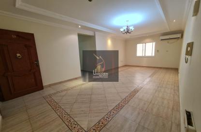 Apartment - 3 Bedrooms - 2 Bathrooms for rent in Royal Plaza - Al Sadd - Doha Apartment - 3 Bedrooms - 2 Bathrooms for rent in Royal Plaza - Al Sadd - Doha