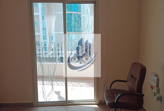 52318235 - Property Image 2