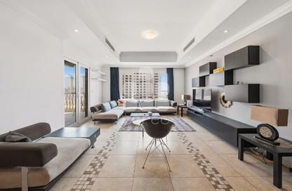 Apartment - 2 Bedrooms - 3 Bathrooms for rent in Tower 8 - Porto Arabia - The Pearl Island - Doha Apartment - 2 Bedrooms - 3 Bathrooms for rent in Tower 8 - Porto Arabia - The Pearl Island - Doha