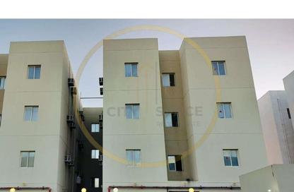سكن عمال - استوديو - 7+ للبيع في شارع الصناعية الشرقي - بركة العوامر - الوكرة