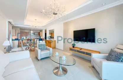Apartment - 2 Bedrooms - 3 Bathrooms for rent in Viva West - Viva Bahriyah - The Pearl Island - Doha