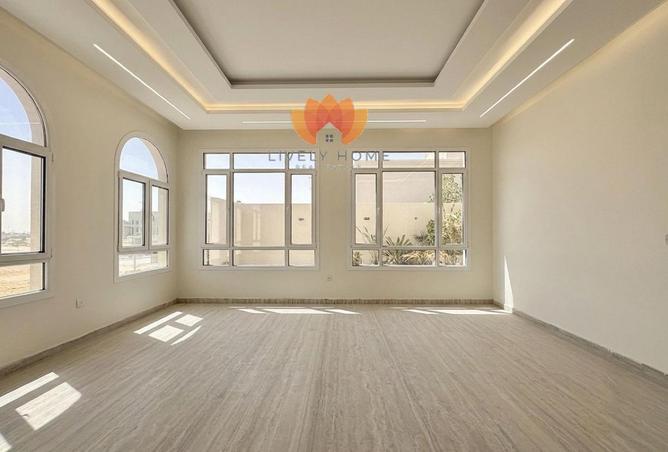 58044107 - Property Image 3