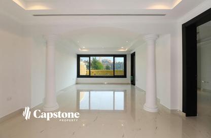 Apartment - 2 - 3 for rent in Porto Arabia Townhouses - Porto Arabia - The Pearl Island - Doha