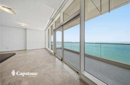 Apartment - 3 Bedrooms - 5 Bathrooms for rent in West Bay Tower - West Bay - West Bay - Doha Apartment - 3 Bedrooms - 5 Bathrooms for rent in West Bay Tower - West Bay - West Bay - Doha