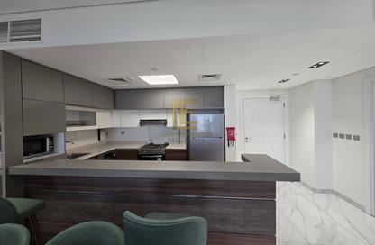Apartment - 2 Bedrooms - 3 Bathrooms for rent in Crescent Building - Yasmeen City - Lusail