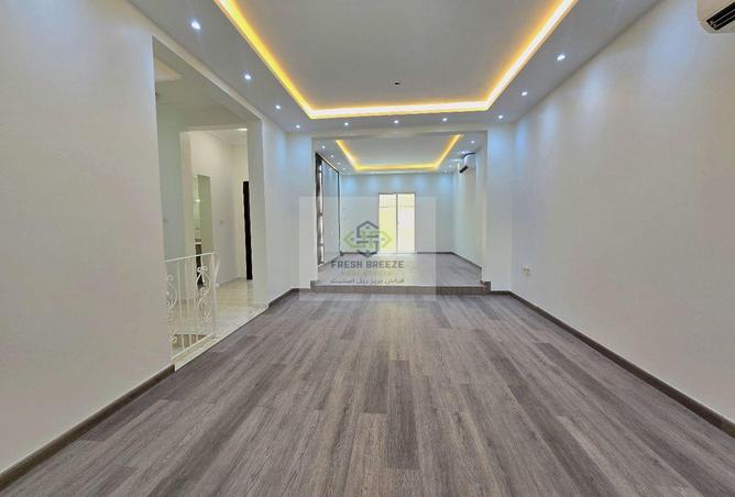 61785924 - Property Main Image
