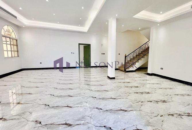 54246701 - Property Image 2