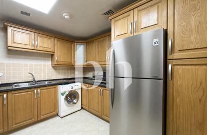 Apartment - 2 Bedrooms - 3 Bathrooms for rent in West Bay Tower - West Bay - West Bay - Doha