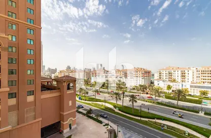 Apartment - 1 Bedroom - 2 Bathrooms for rent in West Porto Drive - Porto Arabia - The Pearl Island - Doha