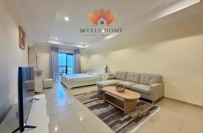 Apartment - Studio - 1 for rent in East Porto Drive - Porto Arabia - The Pearl Island - Doha Apartment - Studio - 1 for rent in East Porto Drive - Porto Arabia - The Pearl Island - Doha