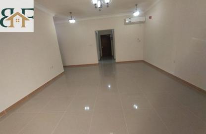 Apartment - 3 Bedrooms - 3 Bathrooms for rent in Al Mansoura - Al Mansoura - Doha