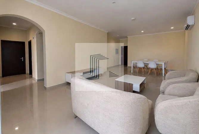 62411208 - Property Image 2