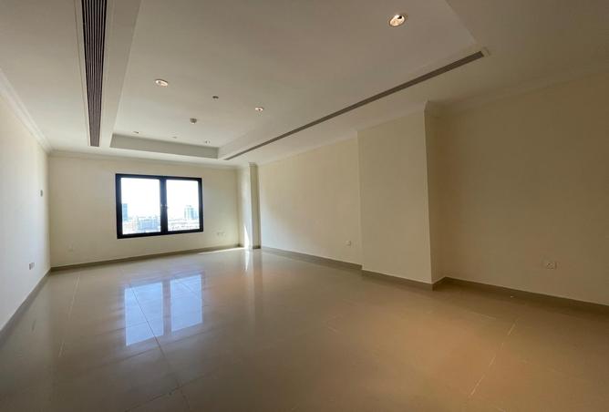 1002458 - Property Image 2