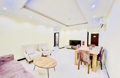 Apartment - 2 Bedrooms - 2 Bathrooms for rent in Al Mansoura - Al Mansoura - Doha