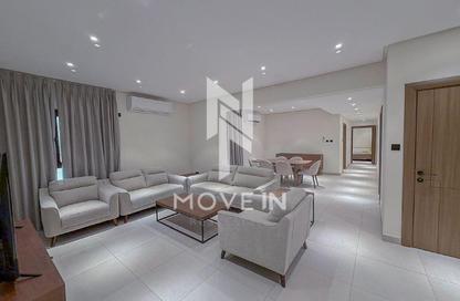 Apartment - 2 Bedrooms - 3 Bathrooms for rent in Umm Ghwailina Comm - Umm Ghuwalina - Umm Ghuwailina - Doha