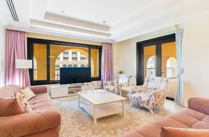 Apartment - 2 Bedrooms - 3 Bathrooms for sale in West Porto Drive - Porto Arabia - The Pearl Island - Doha