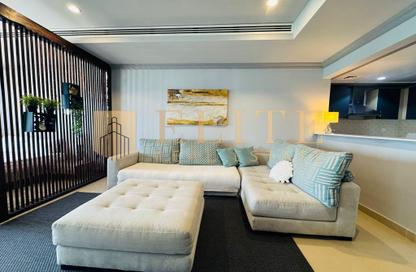 Apartment - Studio - 1 Bathroom for rent in East Porto Drive - Porto Arabia - The Pearl Island - Doha