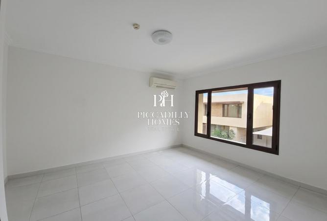 53814064 - Property Image 3