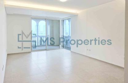 Apartment - 2 Bedrooms - 4 Bathrooms for sale in Viva East - Viva Bahriyah - The Pearl Island - Doha