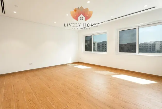 64310238 - Property Image 2