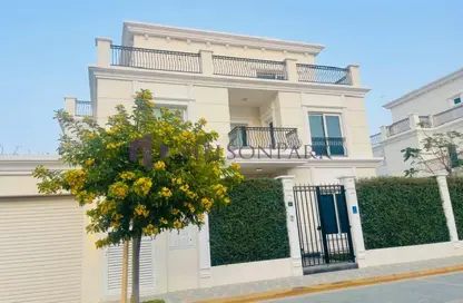 Villa - 6 Bedrooms - 6 Bathrooms for rent in Floresta Gardens - Floresta Gardens - The Pearl Island - Doha