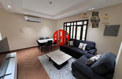 Penthouse - 2 Bedrooms - 2 Bathrooms for rent in Al Nasr Street - Al Nasr - Doha