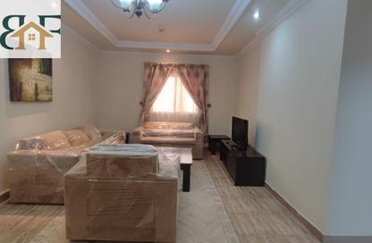 Apartment - 2 Bedrooms - 2 Bathrooms for rent in Al Sadd - Doha