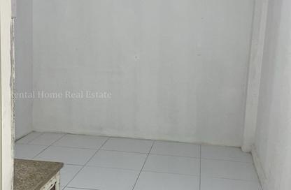 Apartment - Studio - 1 Bathroom for rent in Najma - Doha