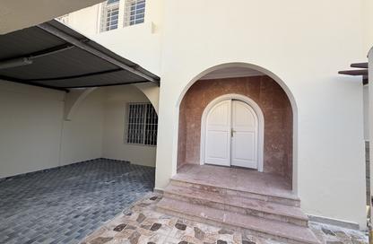 Villa - 4 Bedrooms - 4 Bathrooms for rent in Old Airport Road - Old Airport Road - Doha