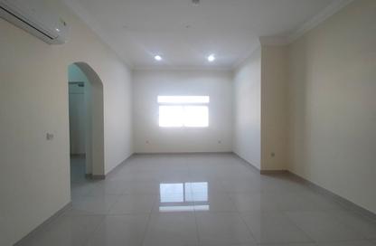 Apartment - Studio - 1 for rent in Umm Salal Ali - Umm Salal Ali - Doha