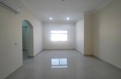 Apartment - 1 Bathroom for rent in Umm Salal Ali - Umm Salal Ali - Doha
