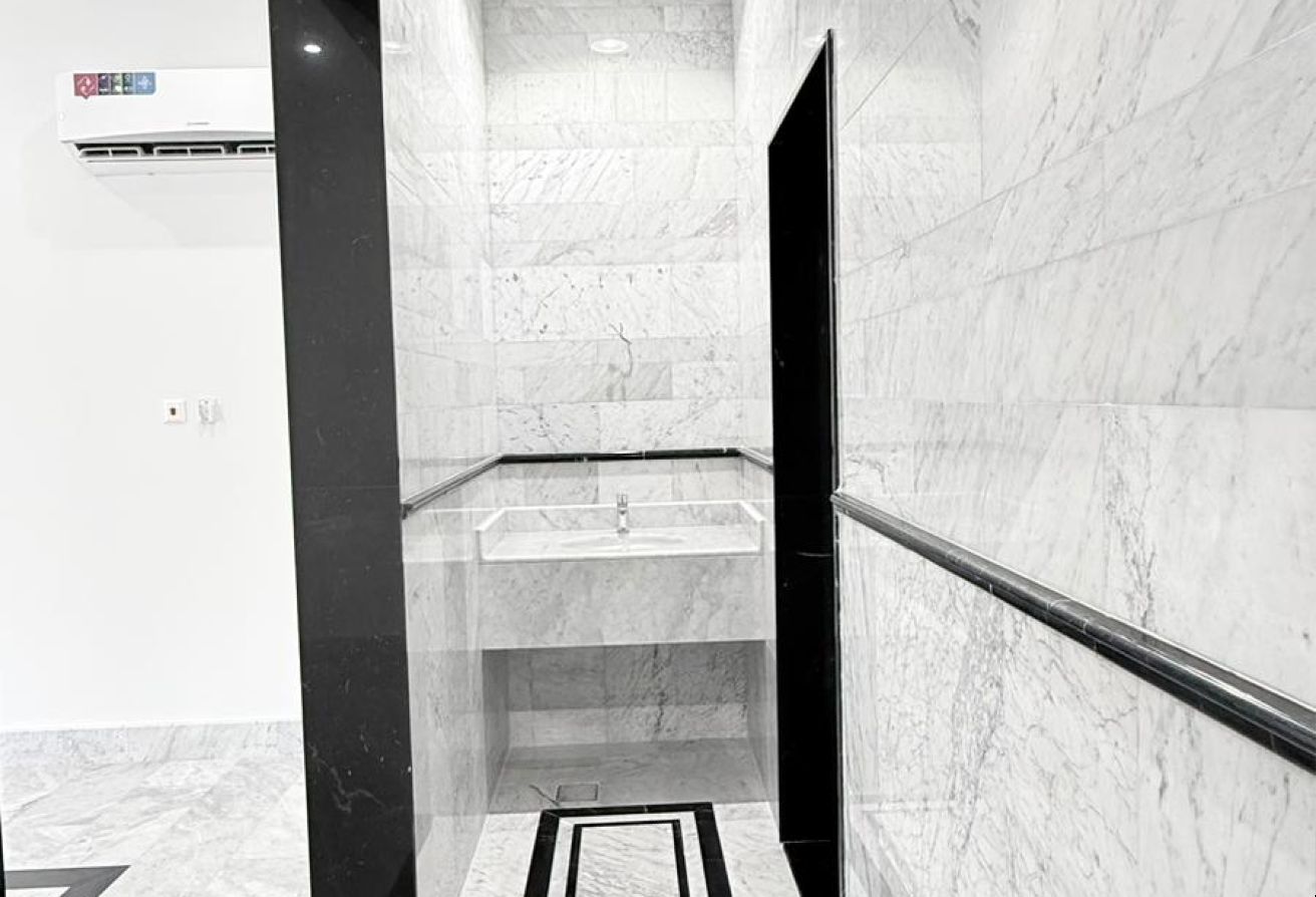 Spacious Villa for Sale – Al Keesa | QAR 9 Million thumbnail 4