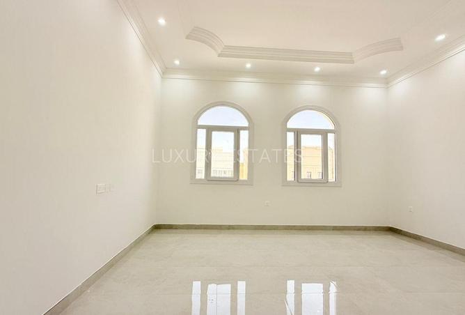 60056748 - Property Image 3