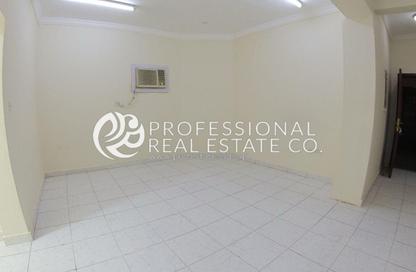 Apartment - 2 - 2 for rent in Najma Street - Najma - Doha