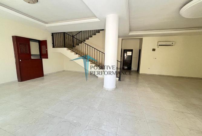 53239342 - Property Image 2