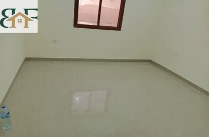 Apartment - 2 Bedrooms - 2 Bathrooms for rent in Bin Omran - Fereej Bin Omran - Doha