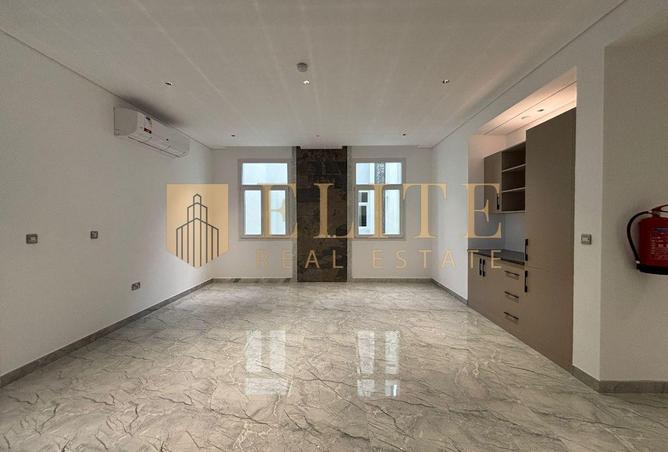 54296851 - Property Image 2