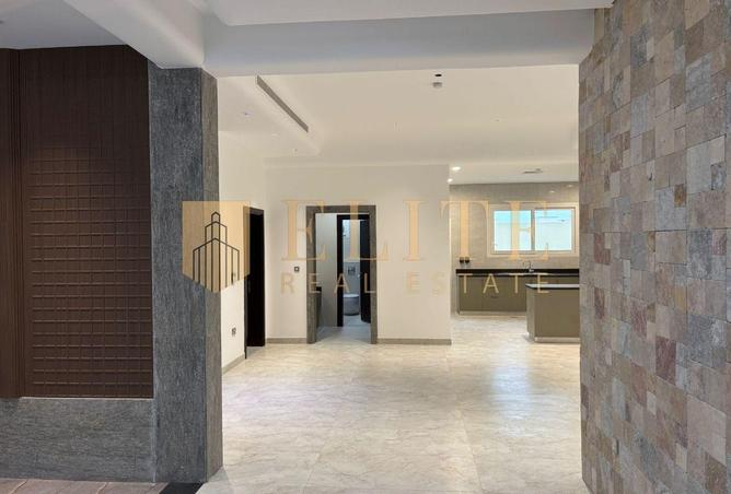 54296851 - Property Image 3