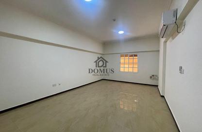 Apartment - 2 Bedrooms - 2 Bathrooms for rent in Al Zubair Bakkar Street - Al Sadd - Doha