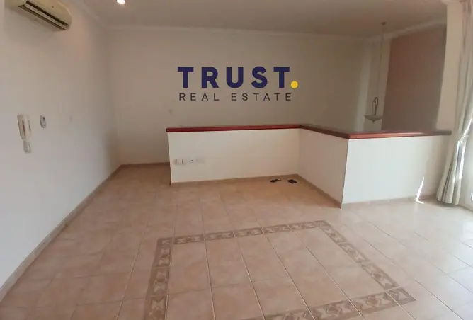 62972100 - Property Image 2