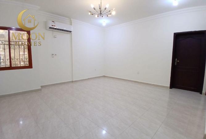 58520599 - Property Image 3