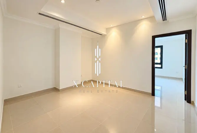 64419001 - Property Image 3