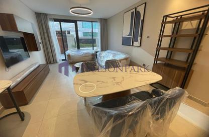 Apartment - 2 Bedrooms - 4 Bathrooms for rent in Marina Tower 12 - Marina District - Lusail