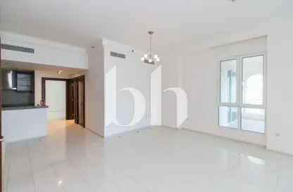 Apartment - 2 Bedrooms - 3 Bathrooms for rent in Viva West - Viva Bahriyah - The Pearl Island - Doha