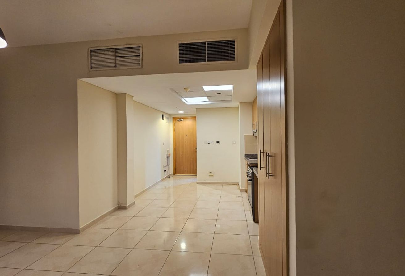 Studio I Semi Furnished I Balcony I Pool & Gym I thumbnail 10